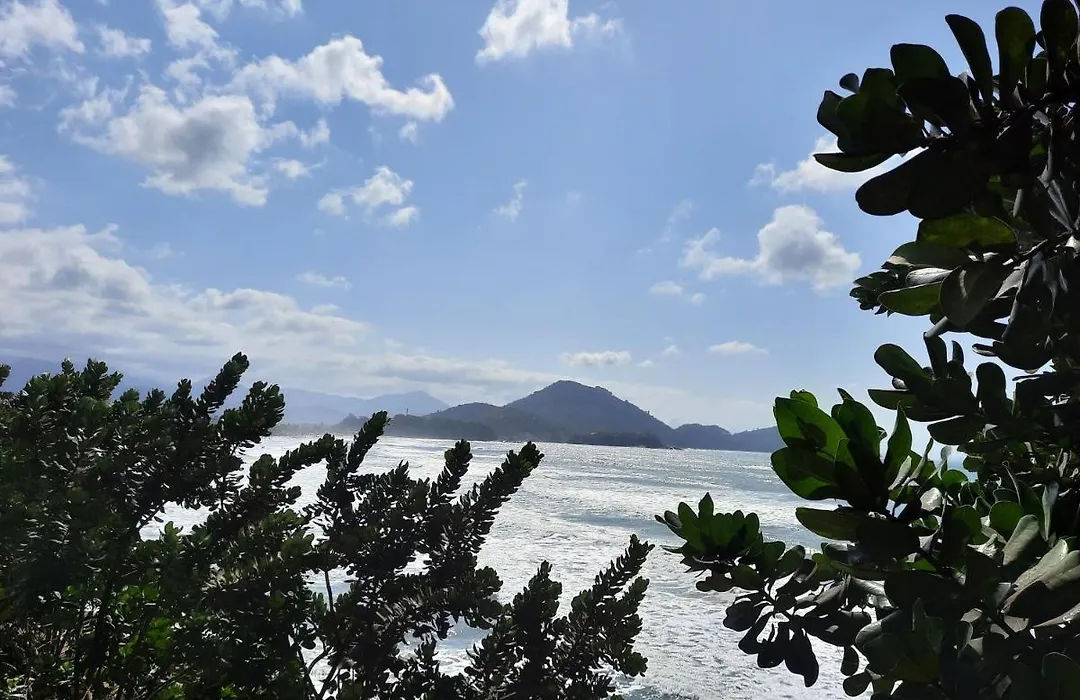 Apto Marlim Prateado Em Ubatuba Na Praia Grande A 50Mts Da Orla-1